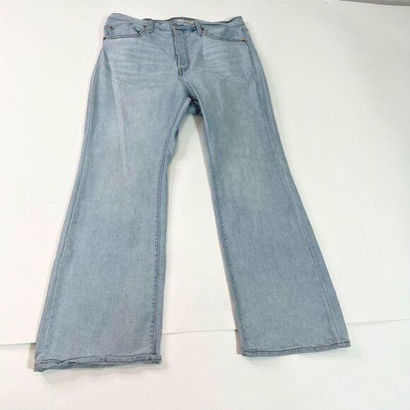 Levi's Ribcage Boot Cut Jeans Womens 18W Blue Cotton Blend Light Washed - Picture 1 of 9